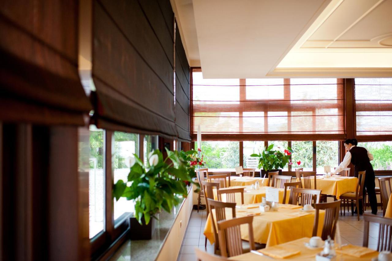 Hotel Terme Antoniano Montegrotto Terme Exterior photo